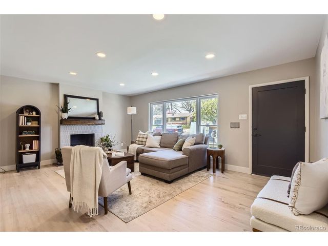 3576 S Holly St, Denver, CO 80237
