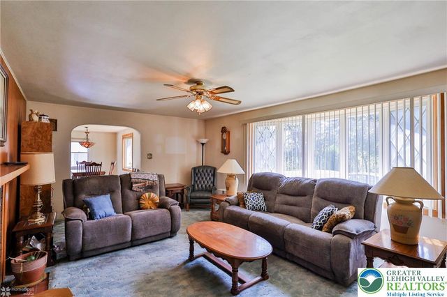 2221 Kings Avenue, Easton, PA 18045