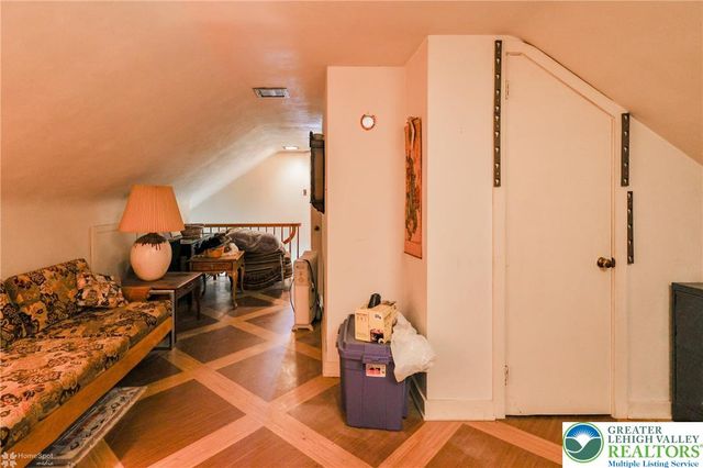 2221 Kings Avenue, Easton, PA 18045