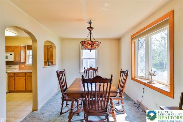 2221 Kings Avenue, Easton, PA 18045