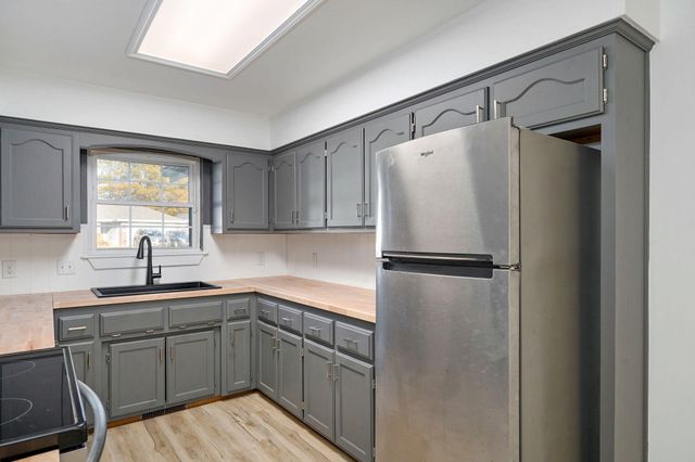 4754 W Tarkio Street, Springfield, MO 65802