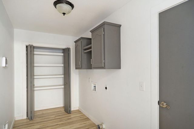 4754 W Tarkio Street, Springfield, MO 65802