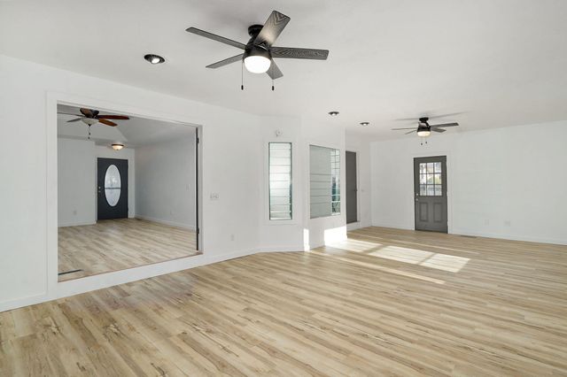 4754 W Tarkio Street, Springfield, MO 65802