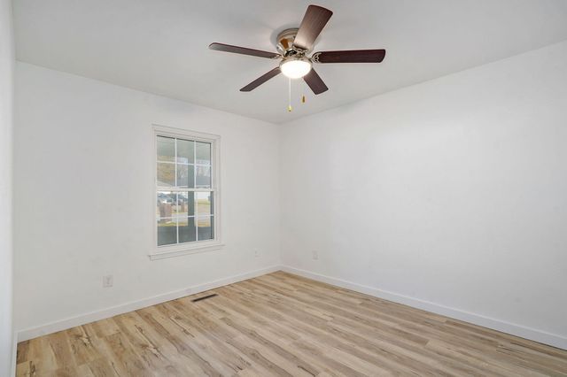 4754 W Tarkio Street, Springfield, MO 65802