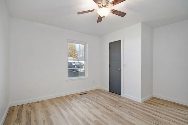 4754 W Tarkio Street, Springfield, MO 65802