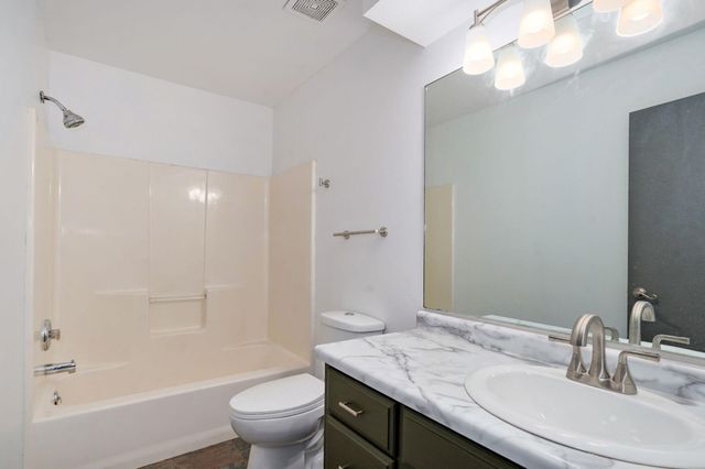 4754 W Tarkio Street, Springfield, MO 65802