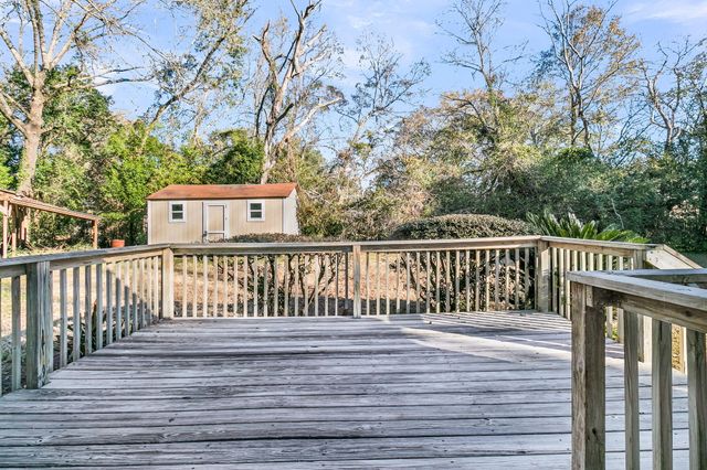 1644 Pinckney Park Drive, Charleston, SC 29407