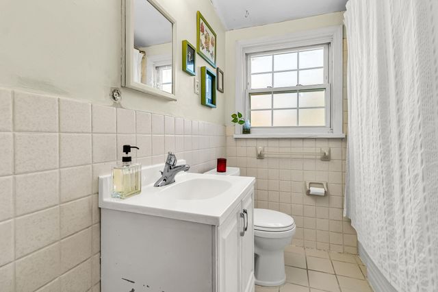 1644 Pinckney Park Drive, Charleston, SC 29407