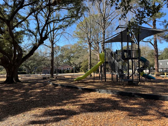 1644 Pinckney Park Drive, Charleston, SC 29407