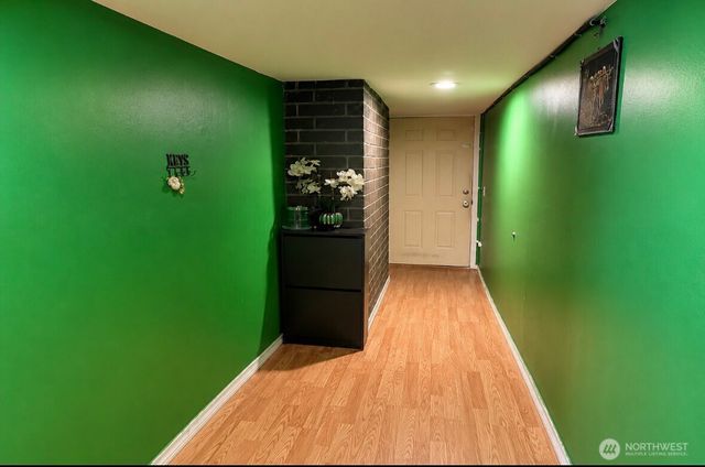 15035 29th Avenue S, Seatac, WA 98188