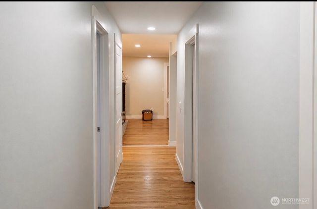 15035 29th Avenue S, Seatac, WA 98188