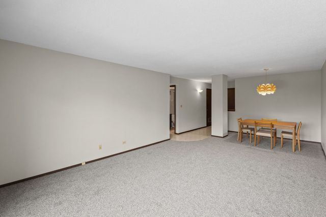 1738 Chicago Avenue 803, Evanston, IL 60201