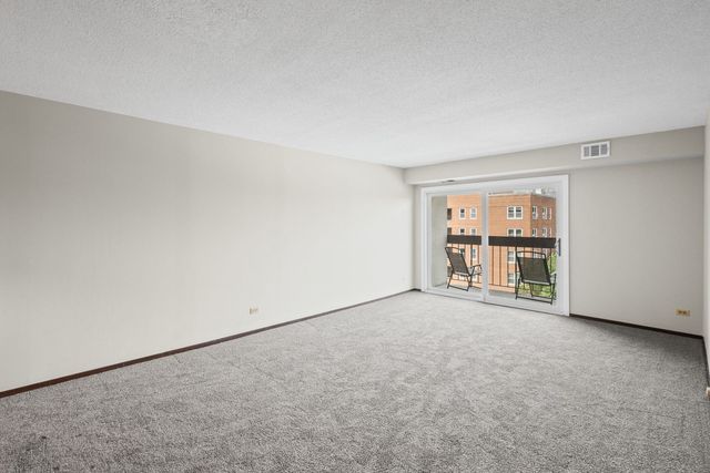1738 Chicago Avenue 803, Evanston, IL 60201
