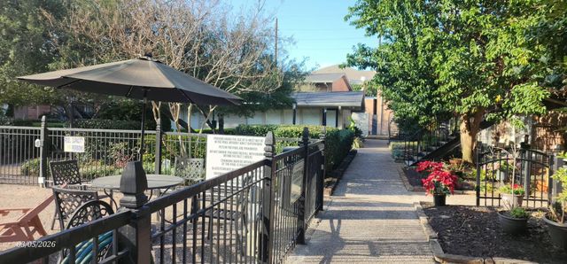 3930 W Alabama Street 7, Houston, TX 77027