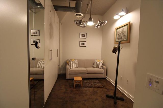 172 Haynes SW Street 208, Atlanta, GA 30313