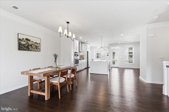 43100 THOROUGHFARE GAP TER, Ashburn, VA 20148