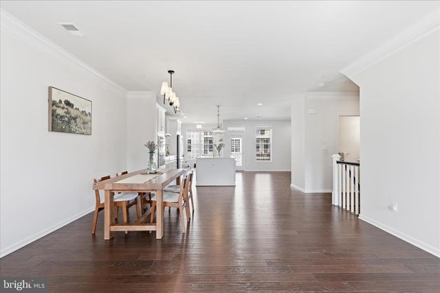 43100 THOROUGHFARE GAP TER, Ashburn, VA 20148