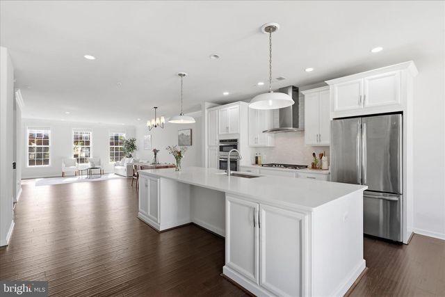 43100 THOROUGHFARE GAP TER, Ashburn, VA 20148