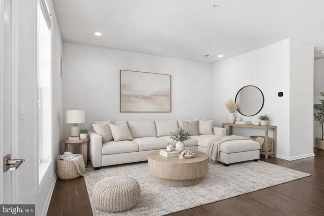 43100 THOROUGHFARE GAP TER, Ashburn, VA 20148