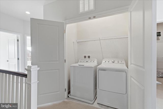 43100 THOROUGHFARE GAP TER, Ashburn, VA 20148