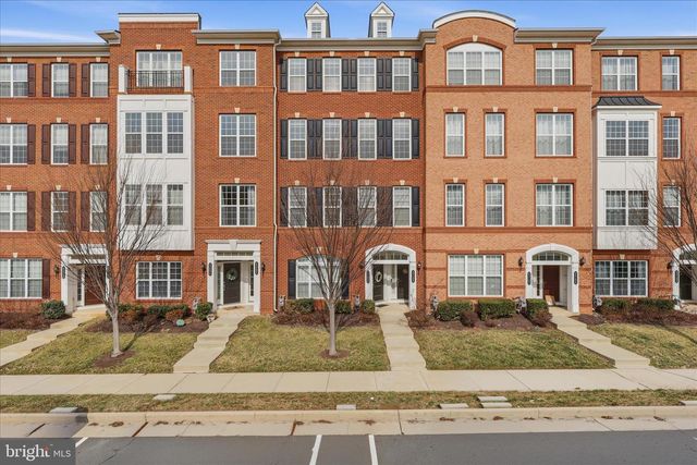 43100 THOROUGHFARE GAP TER, Ashburn, VA 20148