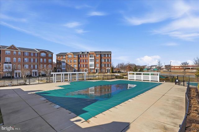 43100 THOROUGHFARE GAP TER, Ashburn, VA 20148