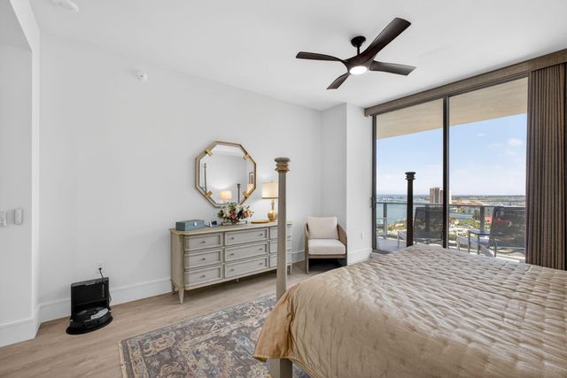 220 Lake Shore Drive 1907, West Palm Beach, FL 33403
