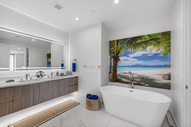 220 Lake Shore Drive 1907, West Palm Beach, FL 33403