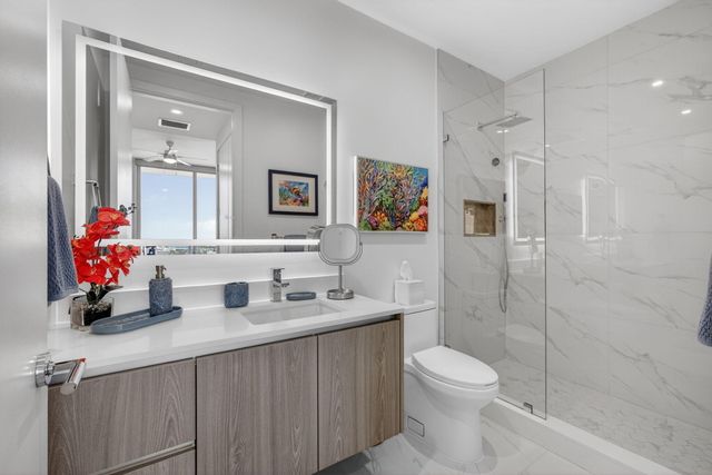 220 Lake Shore Drive 1907, West Palm Beach, FL 33403