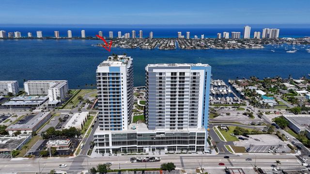 220 Lake Shore Drive 1907, West Palm Beach, FL 33403