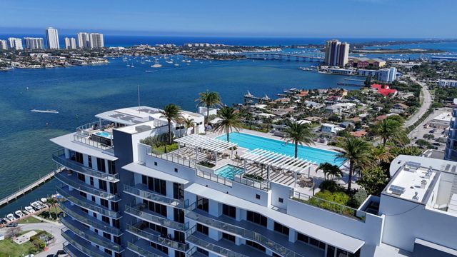 220 Lake Shore Drive 1907, West Palm Beach, FL 33403