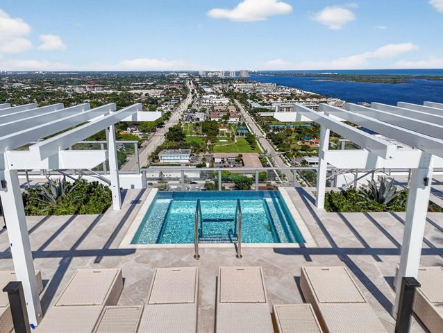 220 Lake Shore Drive 1907, West Palm Beach, FL 33403