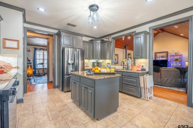 13307 Dustin Rd, Troup, TX 75789