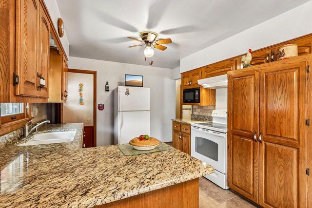 4369 S Nicholson AVENUE, Saint Francis, WI 53235