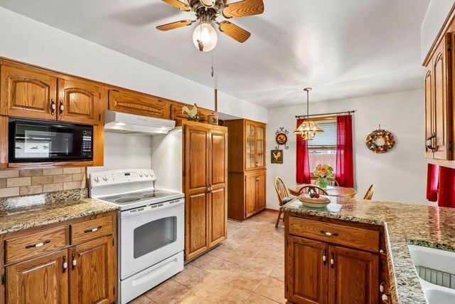 4369 S Nicholson AVENUE, Saint Francis, WI 53235
