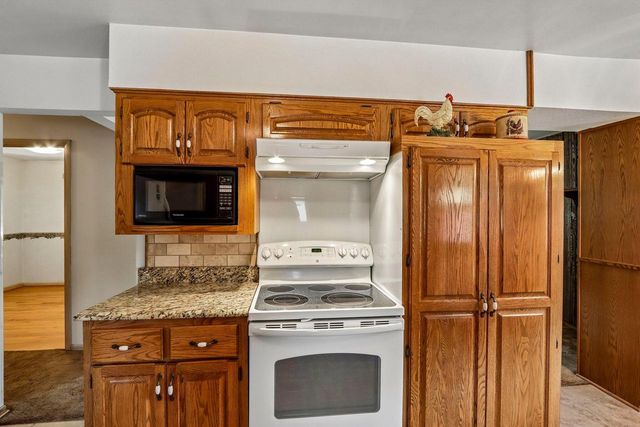 4369 S Nicholson AVENUE, Saint Francis, WI 53235