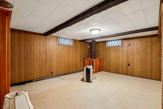 4369 S Nicholson AVENUE, Saint Francis, WI 53235