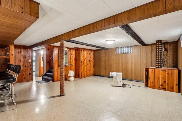 4369 S Nicholson AVENUE, Saint Francis, WI 53235