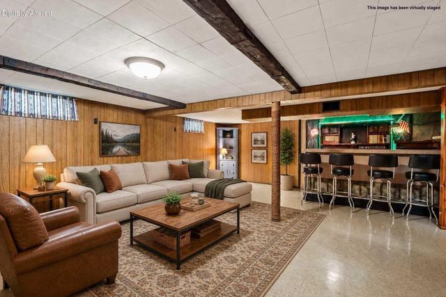 4369 S Nicholson AVENUE, Saint Francis, WI 53235