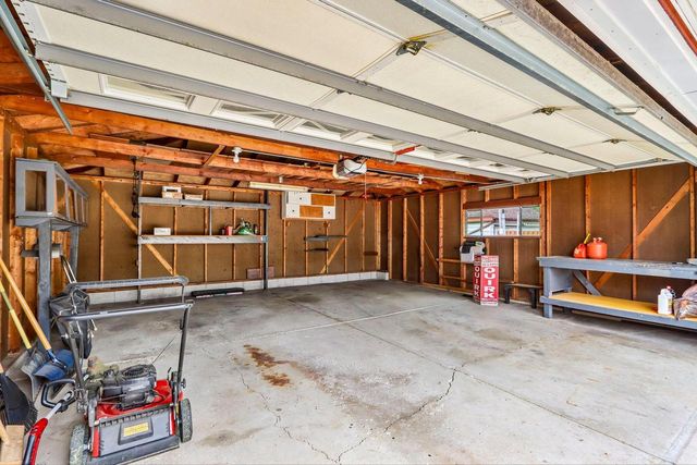 4369 S Nicholson AVENUE, Saint Francis, WI 53235