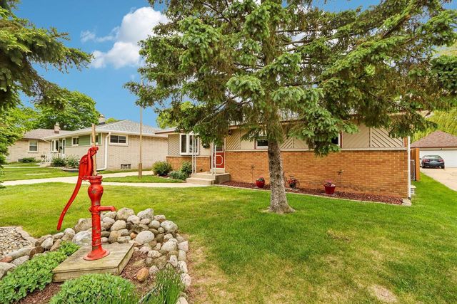 4369 S Nicholson AVENUE, Saint Francis, WI 53235