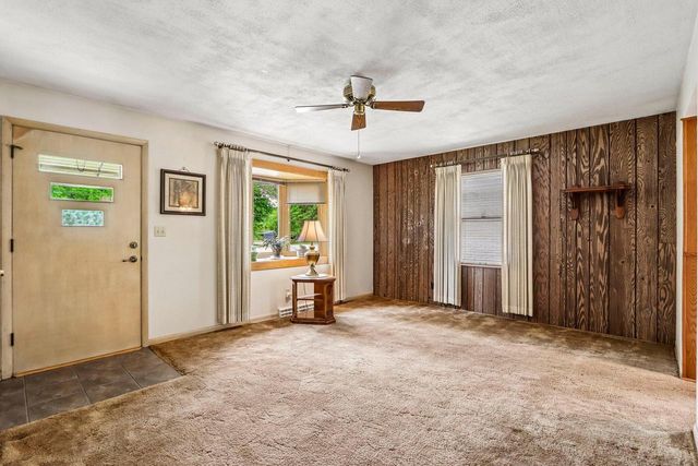 4369 S Nicholson AVENUE, Saint Francis, WI 53235