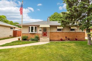 4369 S Nicholson AVENUE, Saint Francis, WI 53235