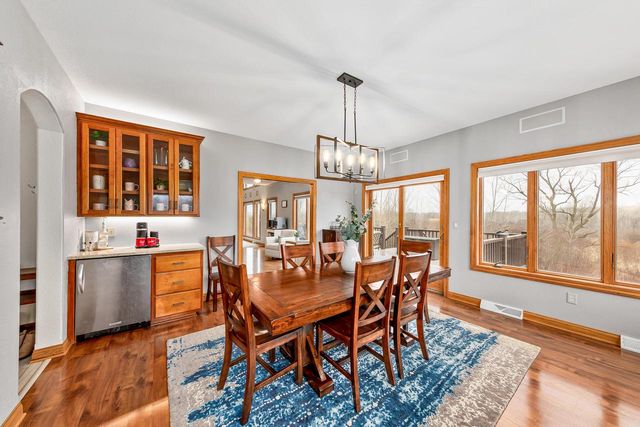 S62W28195 Ridge Valley ROAD, Waukesha, WI 53189