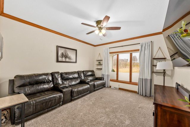 S62W28195 Ridge Valley ROAD, Waukesha, WI 53189