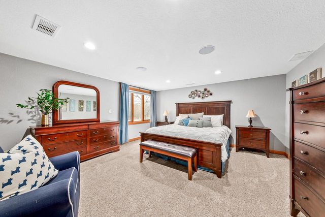 S62W28195 Ridge Valley ROAD, Waukesha, WI 53189