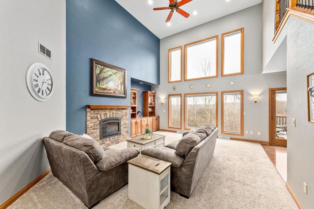 S62W28195 Ridge Valley ROAD, Waukesha, WI 53189