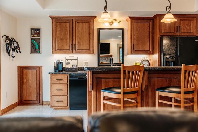 S62W28195 Ridge Valley ROAD, Waukesha, WI 53189