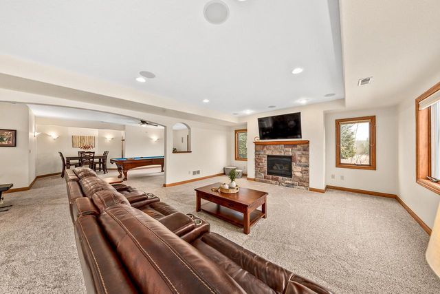 S62W28195 Ridge Valley ROAD, Waukesha, WI 53189