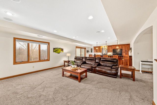 S62W28195 Ridge Valley ROAD, Waukesha, WI 53189